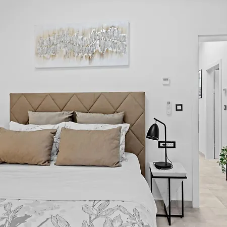 S&v By Interhome * Pula