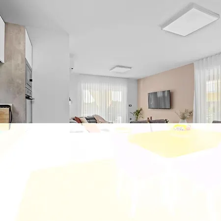 S&v By Interhome * Pula