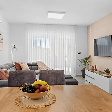 S&v By Interhome Villa *