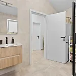 S&v By Interhome Pula
