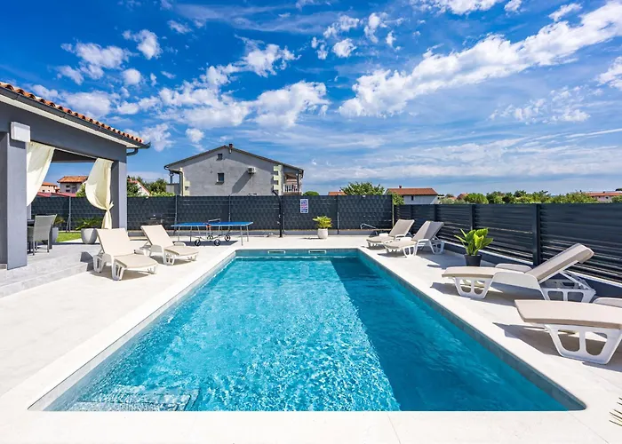 S&v By Interhome Villa Pola